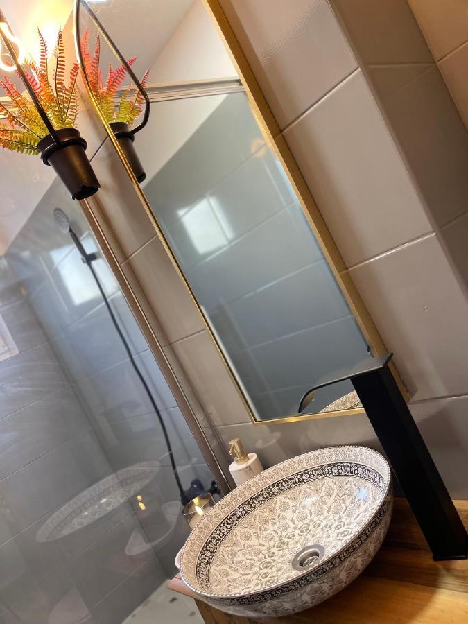 Hygge Place To Stay - Self Check In Nonstop 24H-Wifi เรชิตา ภายนอก รูปภาพ